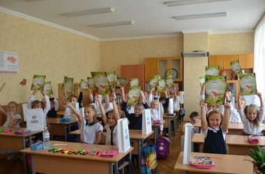 2 сентября 2016, 11:37 Просмотров:   Компания Альянс Новострой начала новый учебный год серией екоурокив для учеников 3-4 классов г